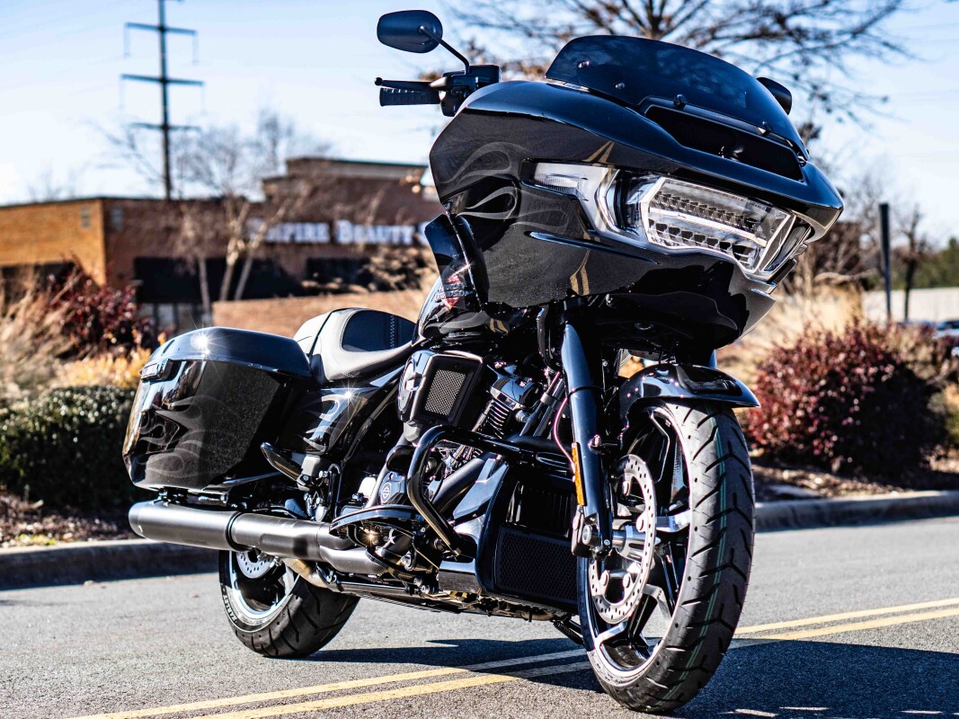 FLTRX 2025 Road Glide - Photo 5
