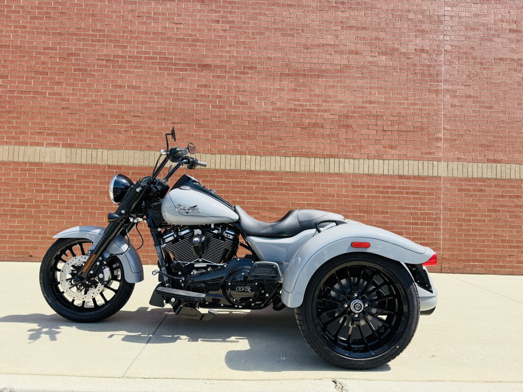 FLRT 2024 Freewheeler - Photo 5