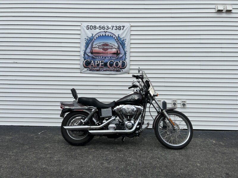 2005 Harley-Davidson® Wide Glide Electric Cherry and Vivid Black
