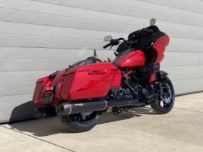 2025 CVO Road Glide Rally Red thumb 2