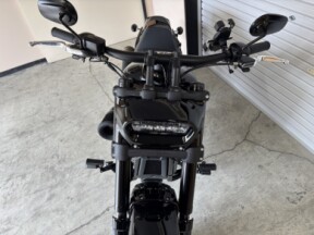2024 Harley-Davidson<sup>®</sup> Fat Bob<sup>®</sup> 114 Vivid Black thumb 0