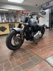 2020 Harley-Davidson® Softail Slim® BRACUDA SLV DNM thumb 3