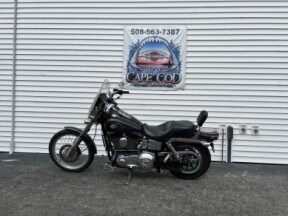 2005 Harley-Davidson® Wide Glide Electric Cherry and Vivid Black thumb 3
