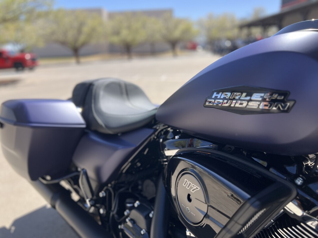 2025 Harley-Davidson Street Glide Purple Abyss Denim - Black Finish - Photo 9