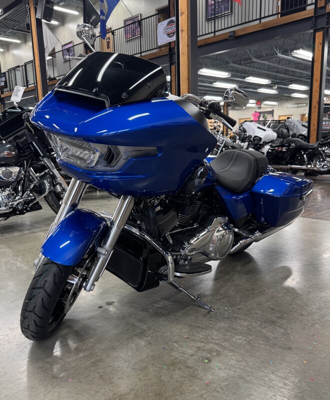 2025 Harley-Davidson Road Glide FLTRX - Photo 10