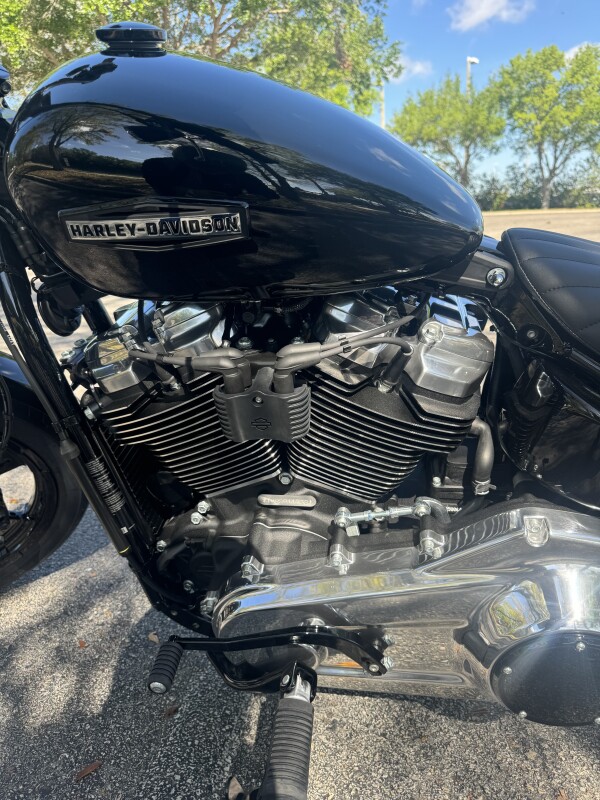 2025 Harley-Davidson Street Bob - Photo 8