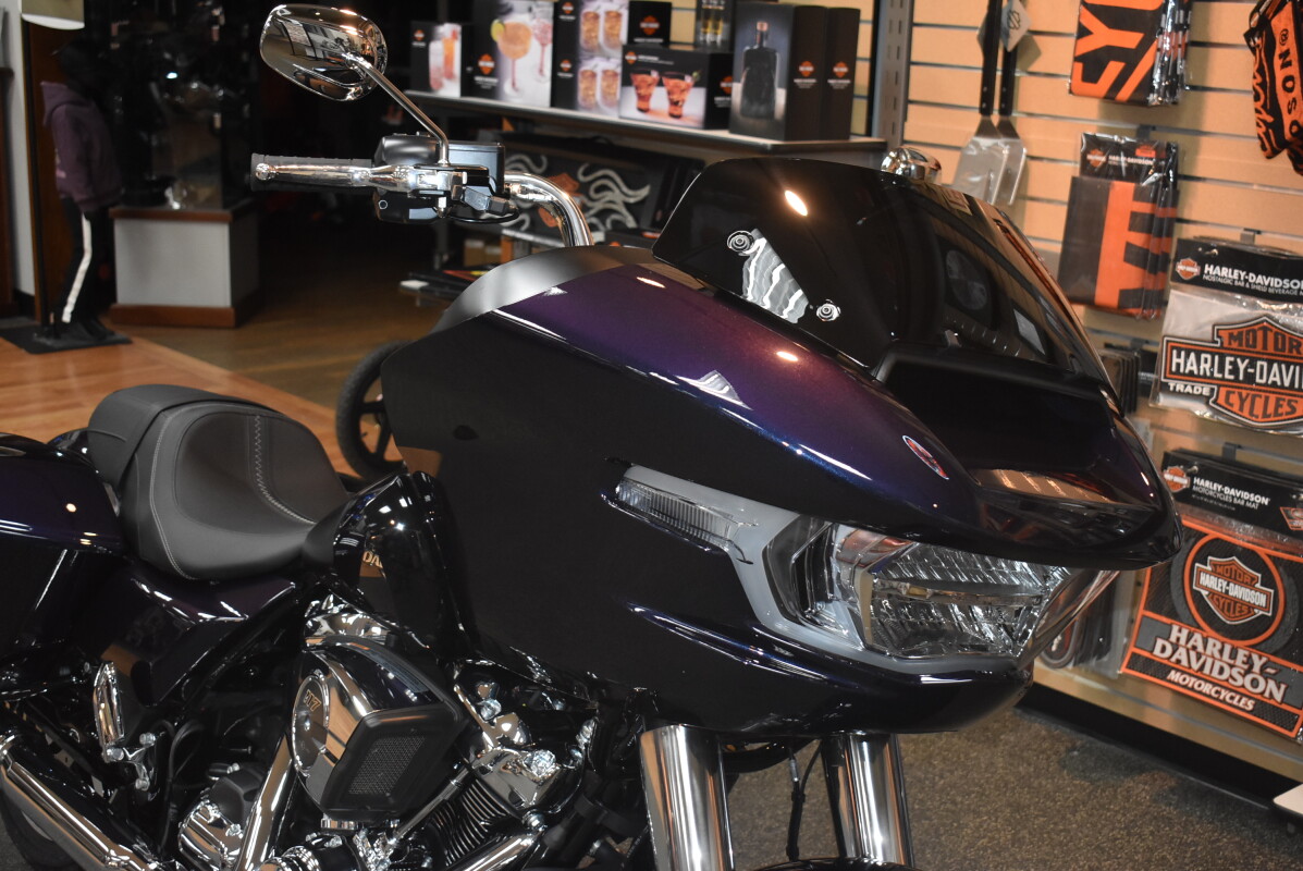 FLTRX 2025 Road Glide - Photo 9