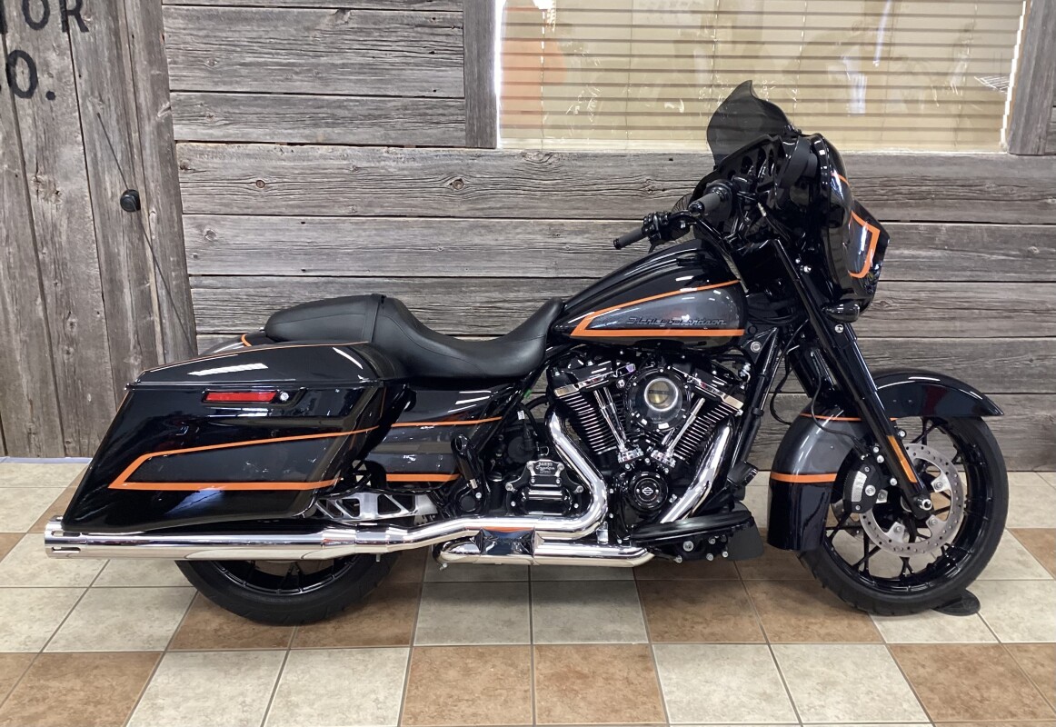 2022 Harley-Davidson® Street Glide® Special Black | Doc's