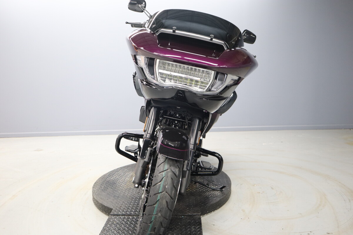 2025 Harley-Davidson CVO Road Glide FLTRXSE - Photo 3