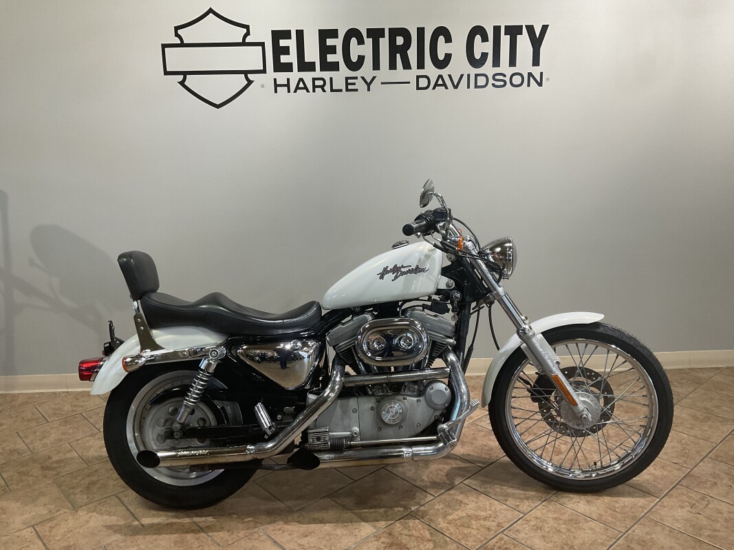 Harley-Davidson タンク ホワイト ストライプ付き　XL883C maxresdefault.jpg
