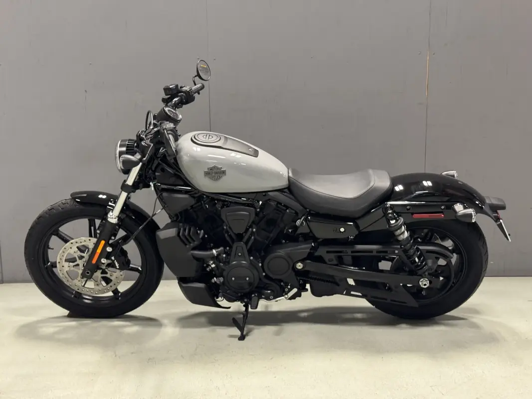 RH975 2025 Nightster - Photo 2