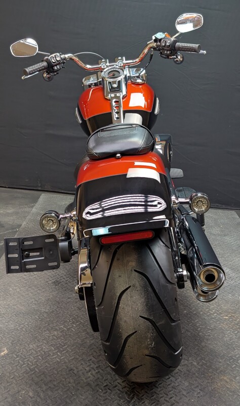 Harley-Davidson Fat Boy 2025 FLFB WHISKY FIRE/ BLK - Photo 7