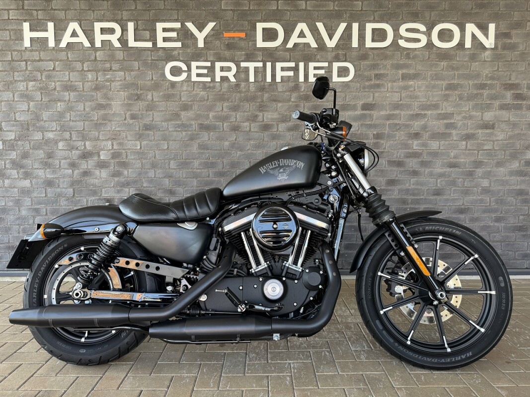 HARLEY-DAVIDSON 883R ブラックタンク Used 2017 Harley-Davidson Sportster XL 883 N Iron