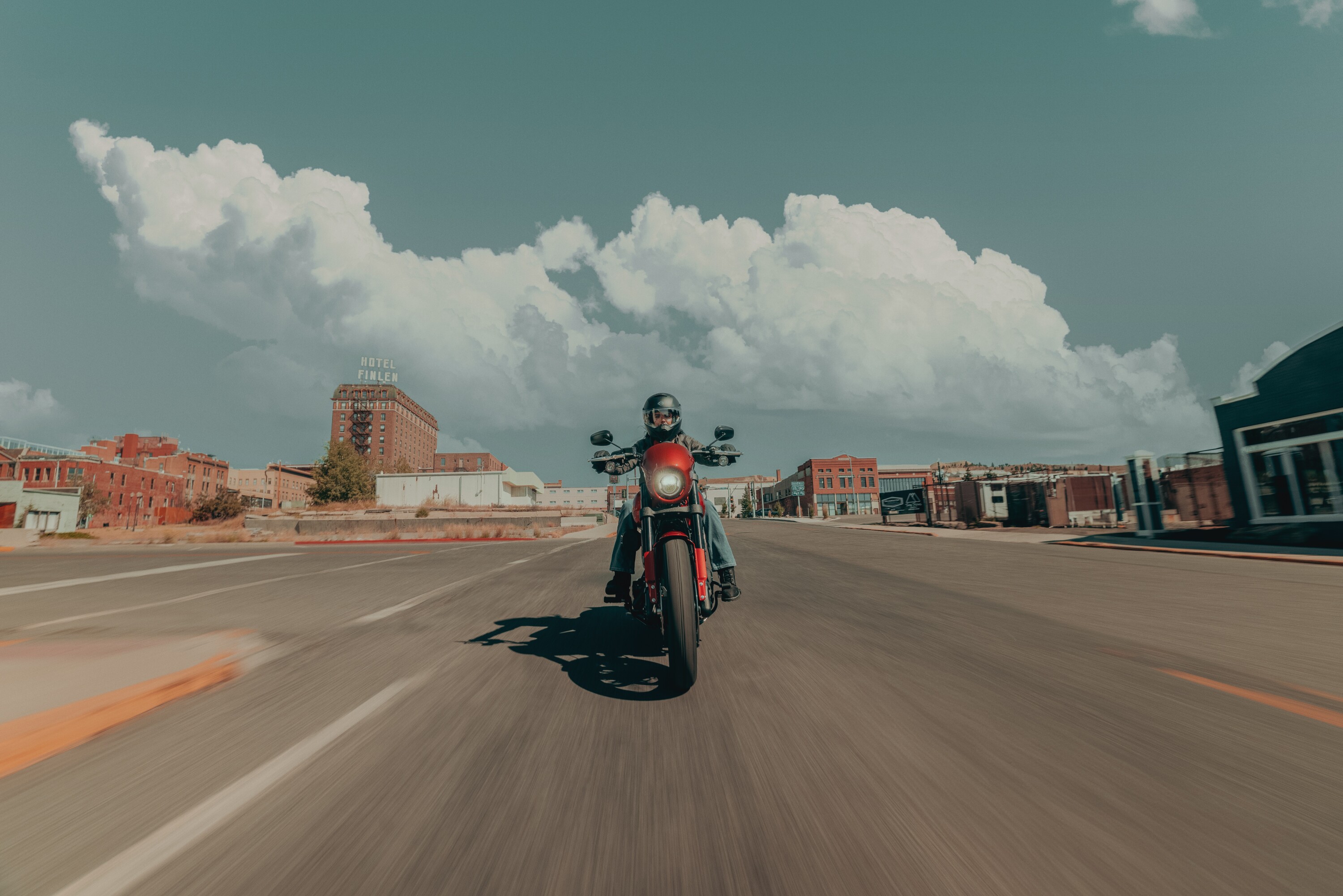Foto van Low Rider 2025
