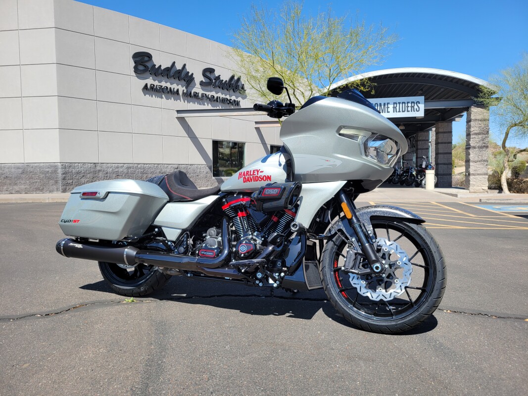 FLTRXSTSE 2025 CVO Road Glide ST