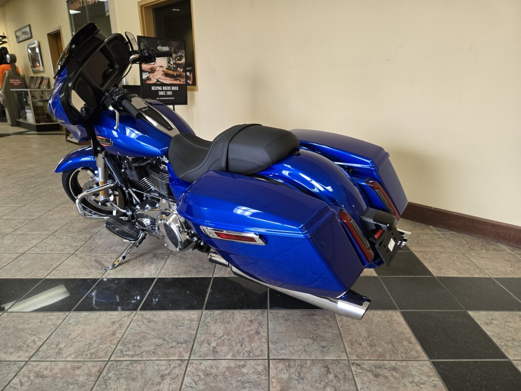 2025 Harley-Davidson Street Glide Blue Burst - Photo 3
