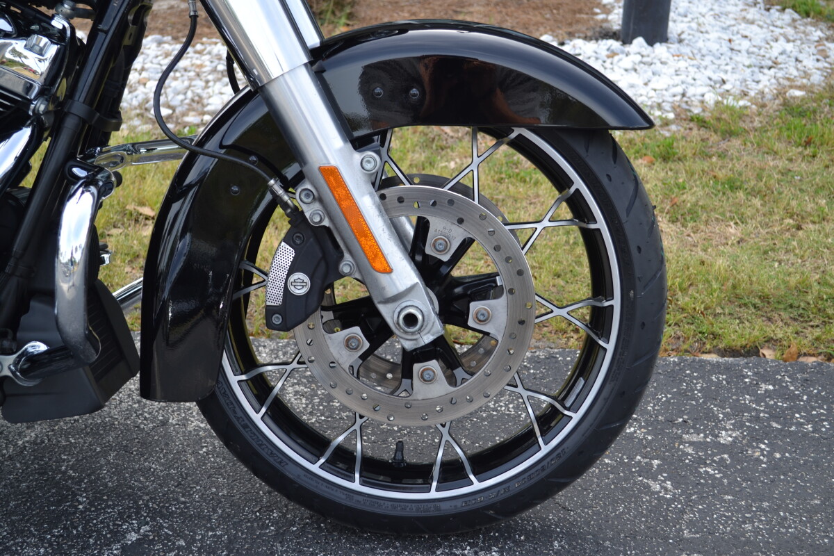 2021 Harley-Davidson Street Glide Special - FLHXS - Photo 2