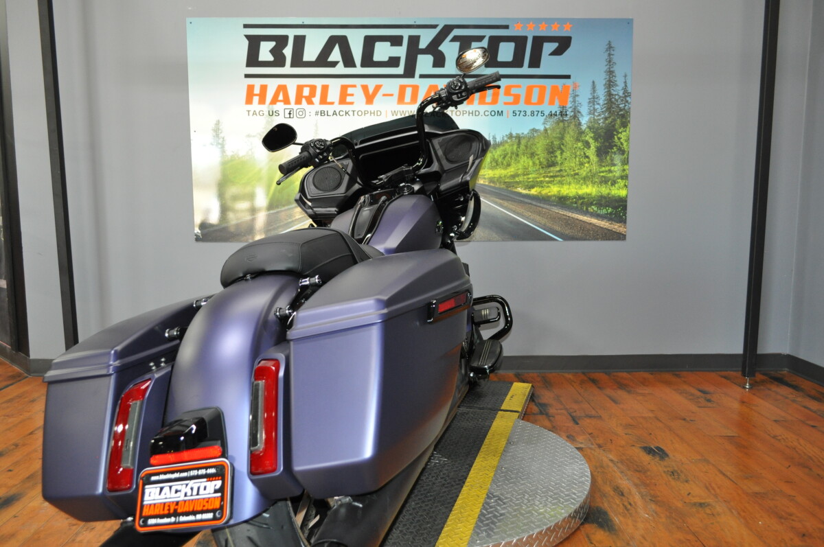 2025 Harley-Davidson Road Glide - Photo 4