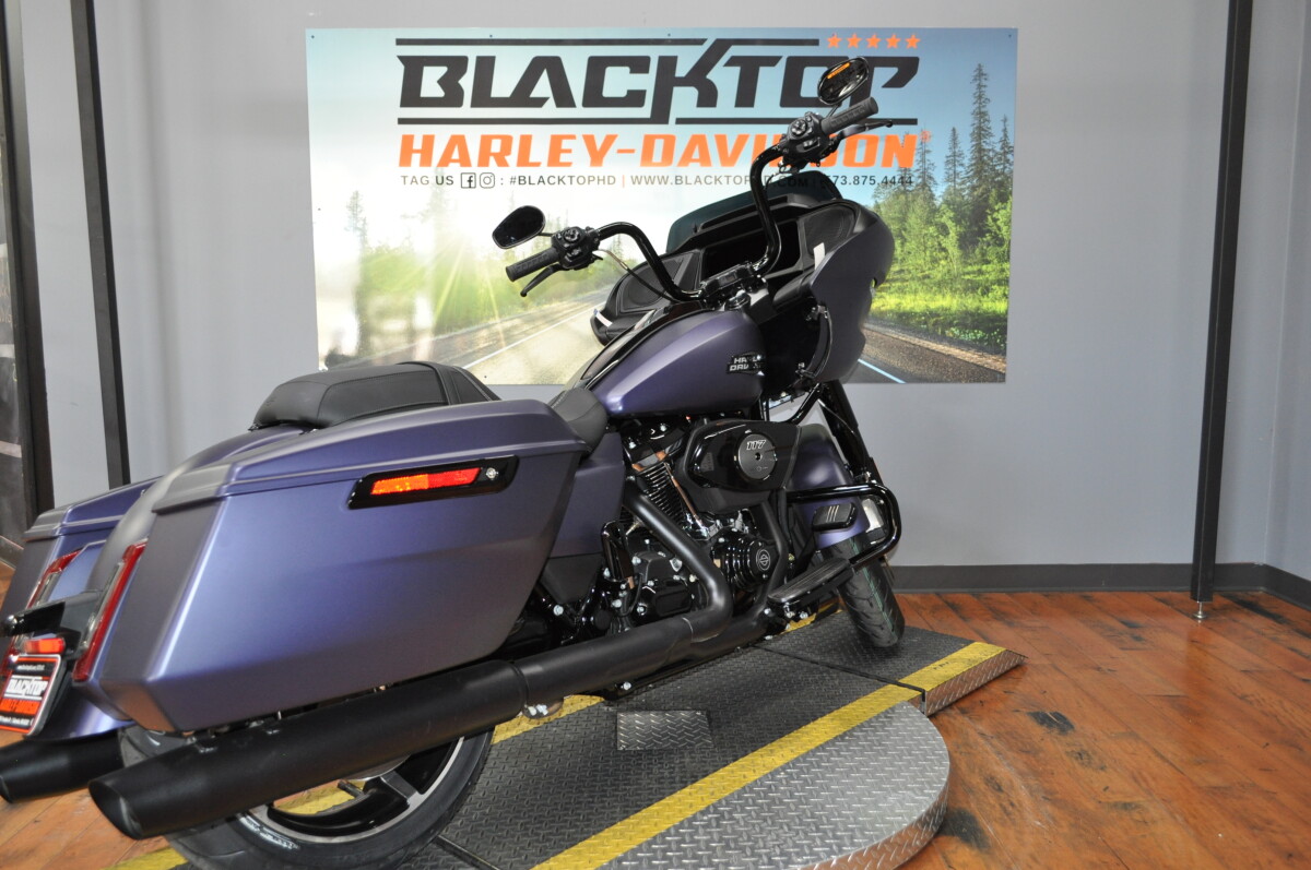 2025 Harley-Davidson Road Glide - Photo 3