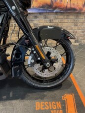 2025 Road King® (FLHRXS) thumb 0