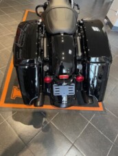 2025 Road King® (FLHRXS) thumb 1