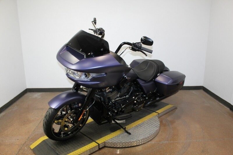 Harley-Davidson Road Glide 2025 FLTRX 84568661 PRPL ABYSS DNM - Photo 4