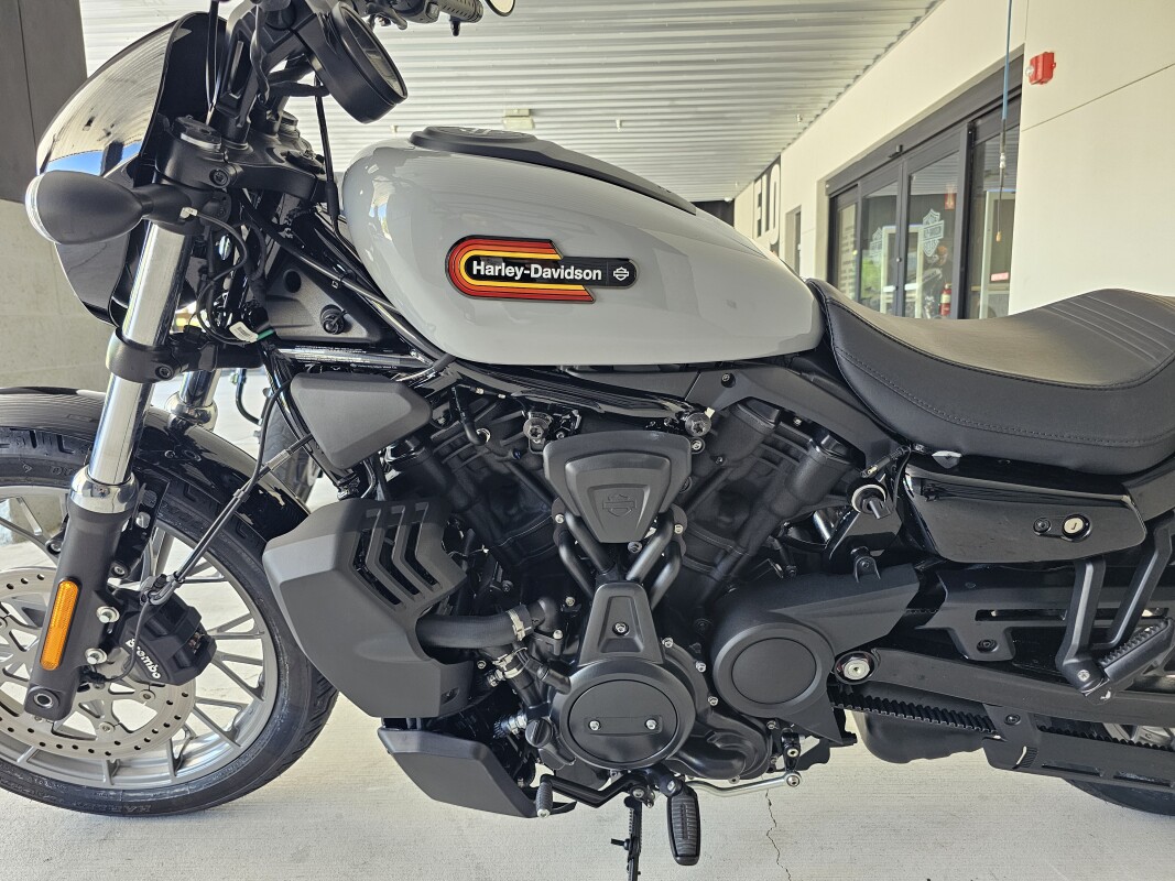 2025 Harley-Davidson Nightster Special - Photo 8
