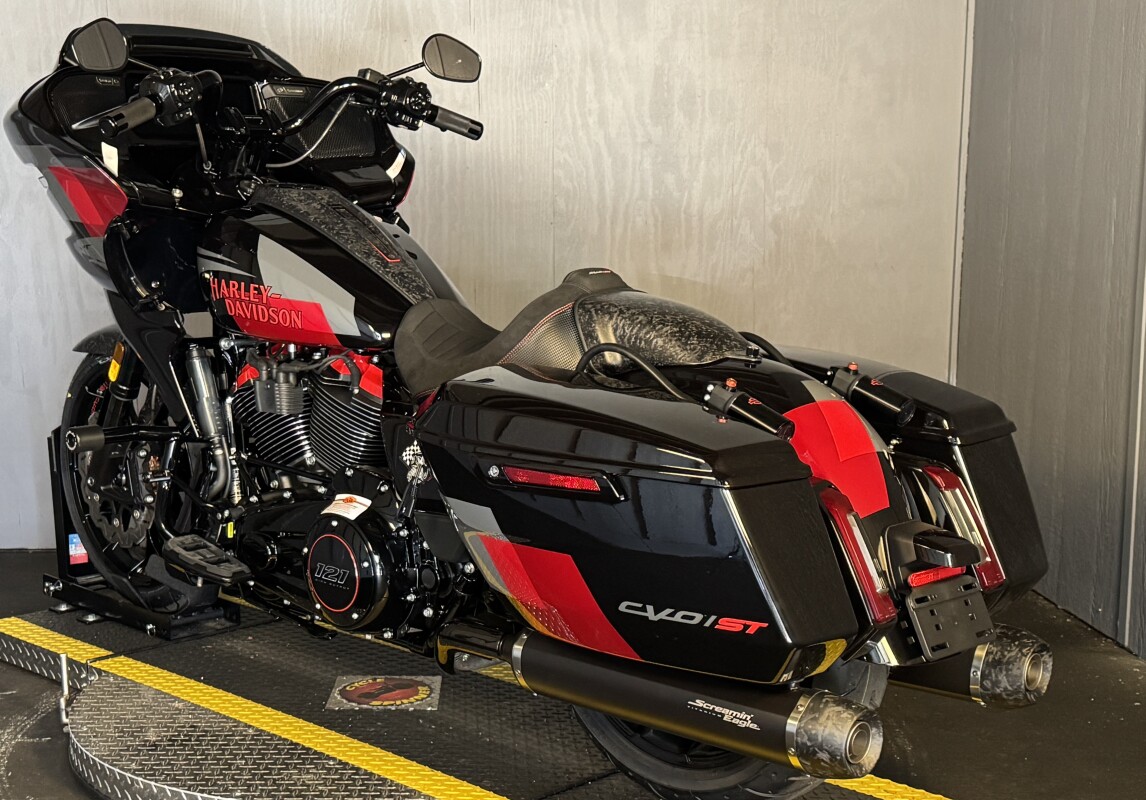 2025 Harley-Davidson CVO Road Glide ST FLTRXSTSE HOT LAP - Photo 10