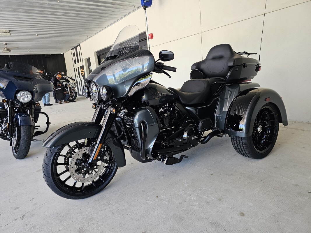 2025 Harley-Davidson Tri Glide Ultra - Photo 7