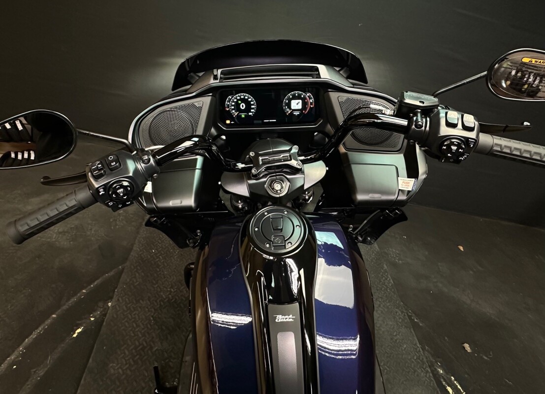 Harley-Davidson Road Glide 2025 FLTRX MYSTIC SHIFT - Photo 8