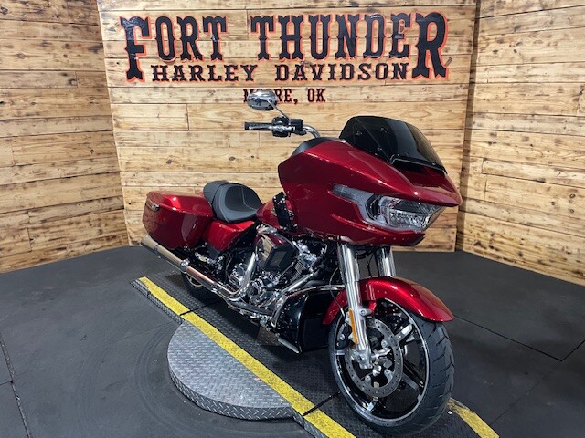 Harley-Davidson Road Glide 2025 FLTRX BRILLIANT RED - Photo 2