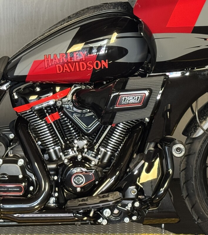 2025 Harley-Davidson CVO Road Glide ST FLTRXSTSE HOT LAP - Photo 6