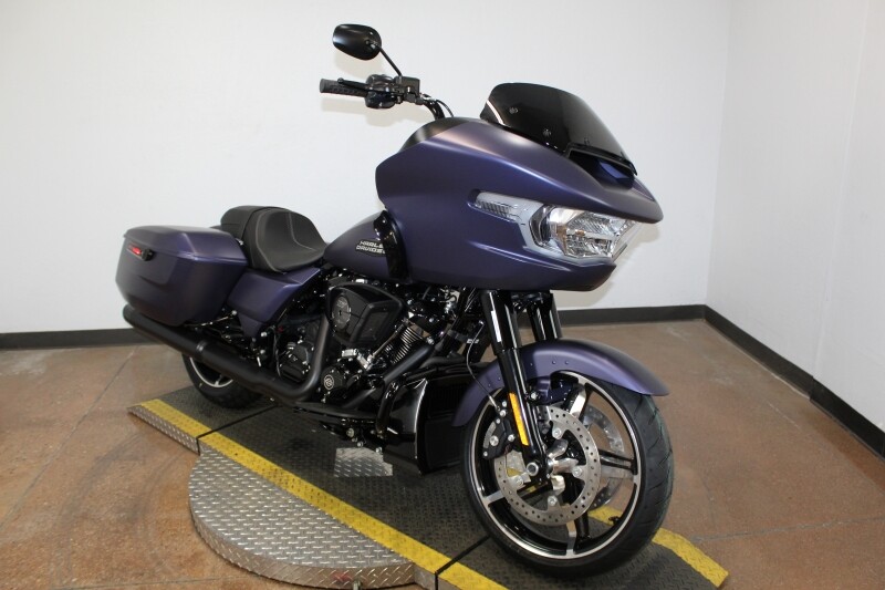 Harley-Davidson Road Glide 2025 FLTRX 84568661 PRPL ABYSS DNM - Photo 2