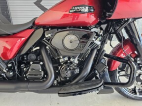 2025 Harley-Davidson<sup>®</sup> Road Glide® thumb 3