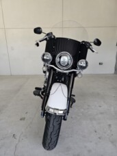 2025 Heritage Softail Classic thumb 0