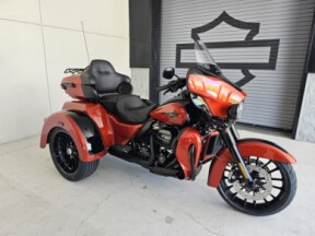 2025 Harley-Davidson<sup>®</sup> Tri Glide<sup>®</sup> Ultra thumb 2