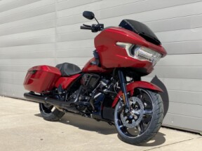 2025 Harley-Davidson<sup>®</sup> Road Glide® Brilliant Red thumb 3