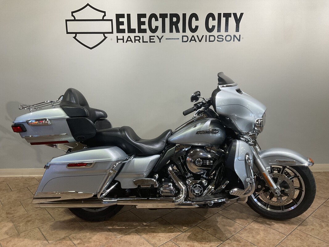 2015 Harley-Davidson Electra Glide Ultra Clsc Brilt Slvr FLHTCU