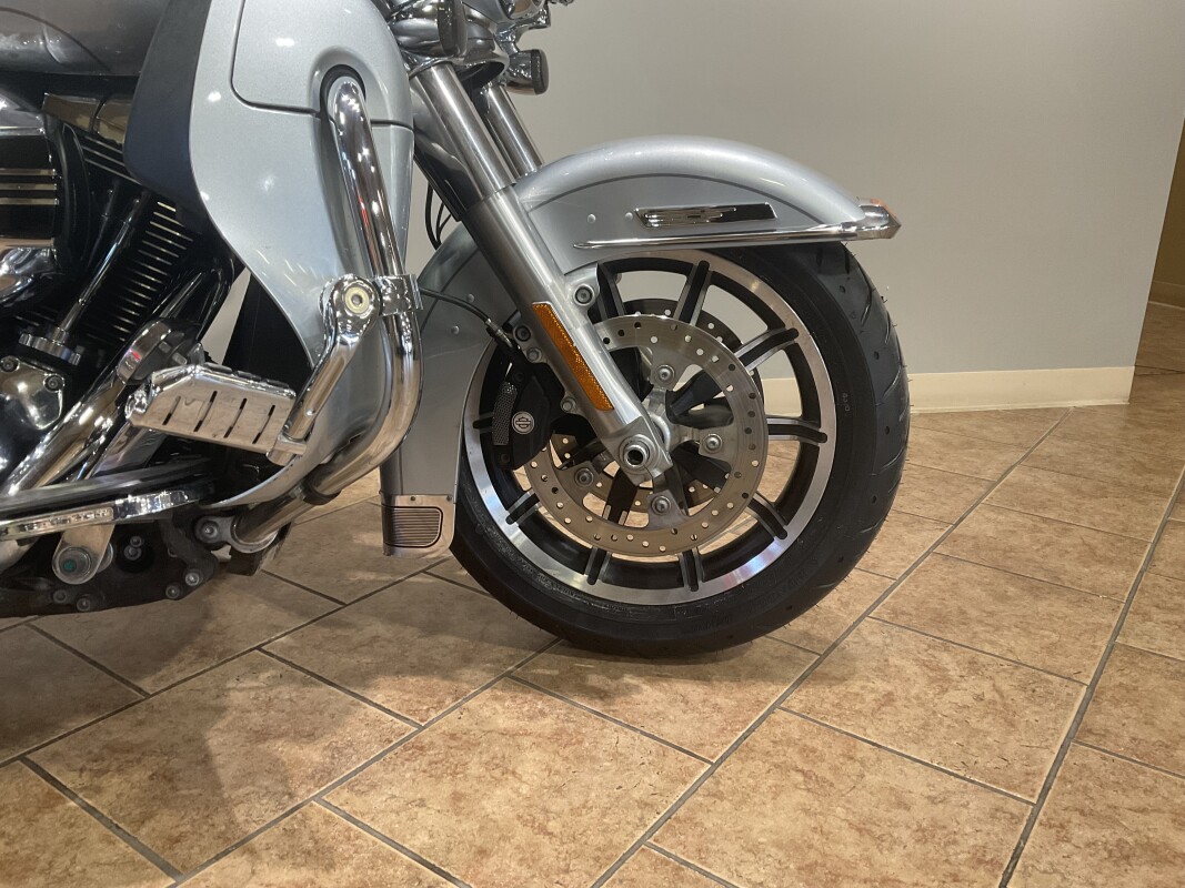 2015 Harley-Davidson Electra Glide Ultra Clsc Brilt Slvr FLHTCU - Photo 7