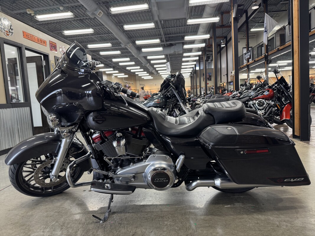 2020 Harley-Davidson CVO Street Glide FLHXSE - Photo 7