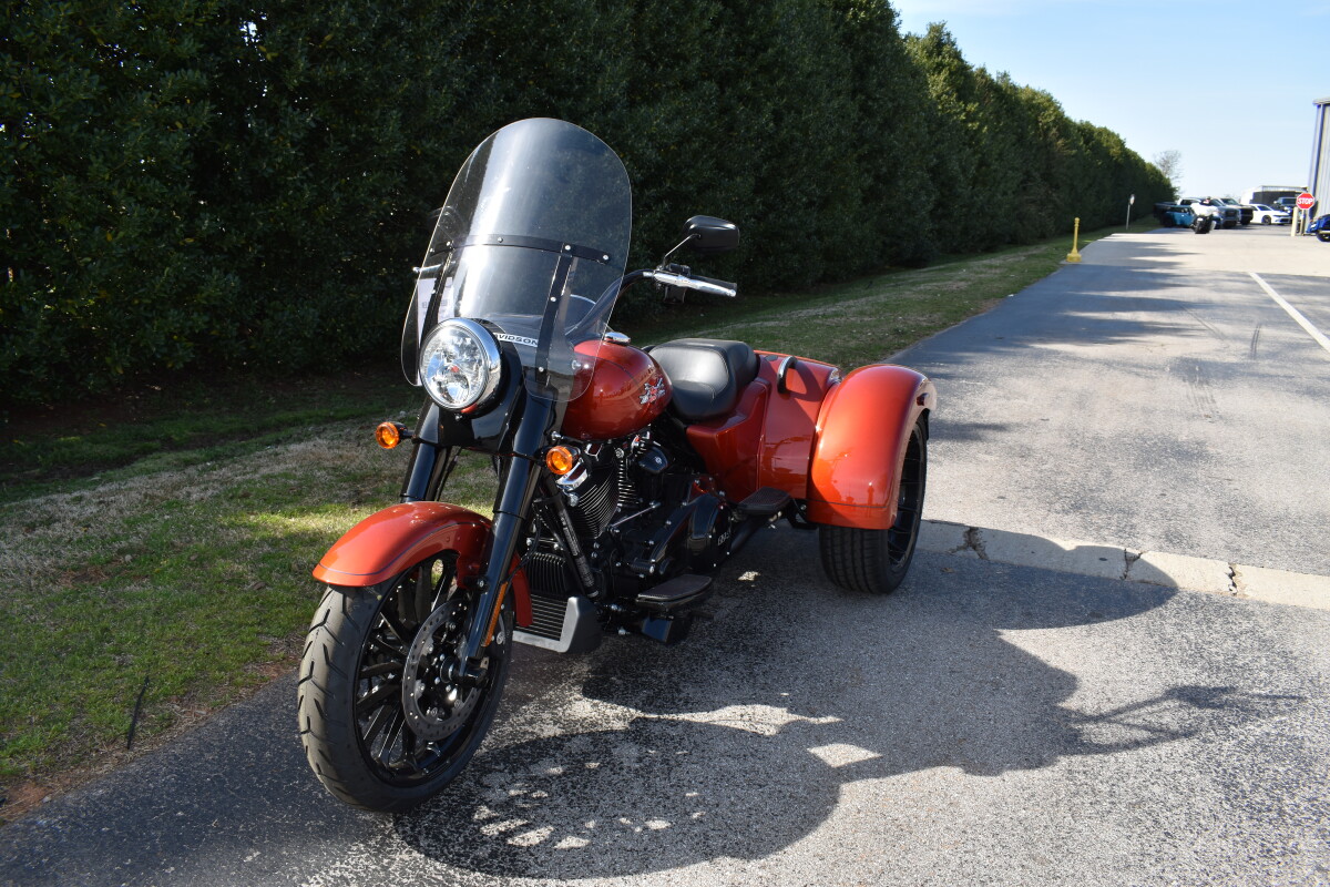 2025 Harley-Davidson Freewheeler - Photo 9