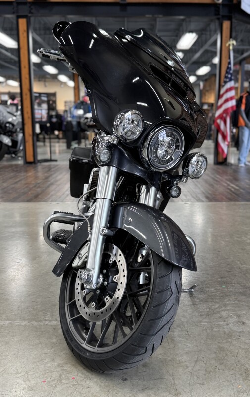 2020 Harley-Davidson CVO Street Glide FLHXSE - Photo 9