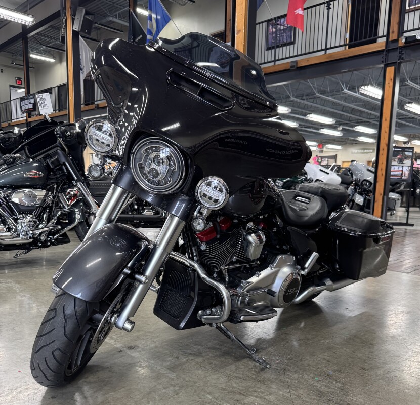 2020 Harley-Davidson CVO Street Glide FLHXSE - Photo 8