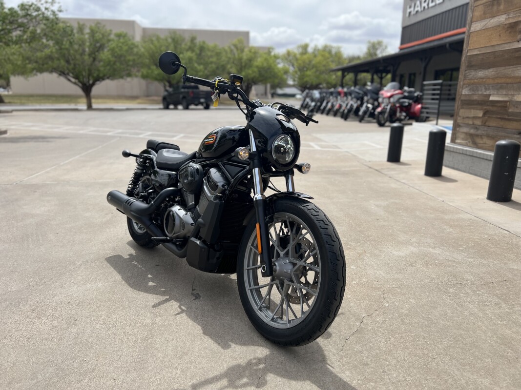 2023 Harley-Davidson Nightster Black - Photo 2