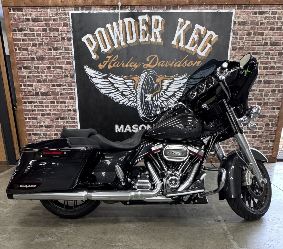 2020 Harley-Davidson CVO Street Glide FLHXSE