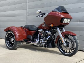 2024 Harley-Davidson<sup>®</sup> Road Glide<sup>®</sup> 3 Red Rock thumb 3