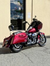 2017 Harley-Davidson<sup>®</sup> Road Glide<sup>®</sup> Special FLTRXS thumb 1