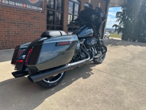 2025 Harley-Davidson Street Glide FLHX thumb 3