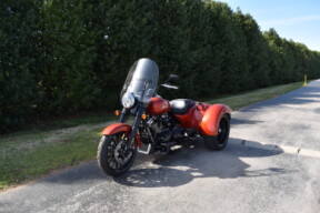 2025 Harley-Davidson Freewheeler® thumb 0