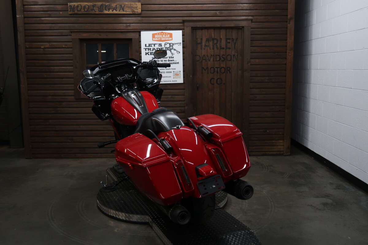 2025 Harley-Davidson CVO Road Glide ST RALLY RED - Photo 4